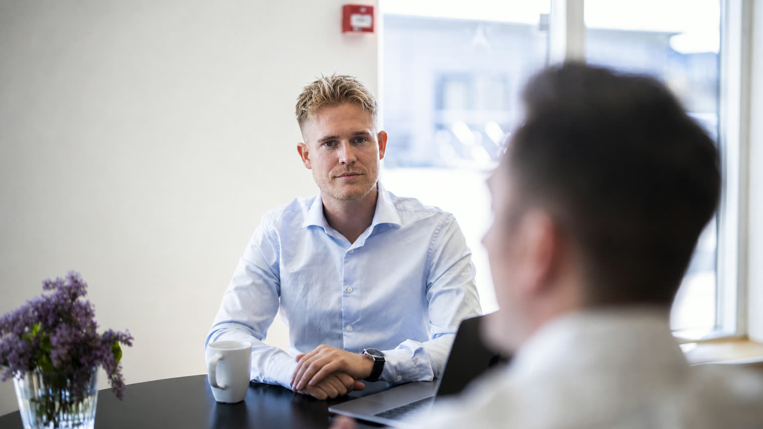 Nicolai i dialog med en kunde